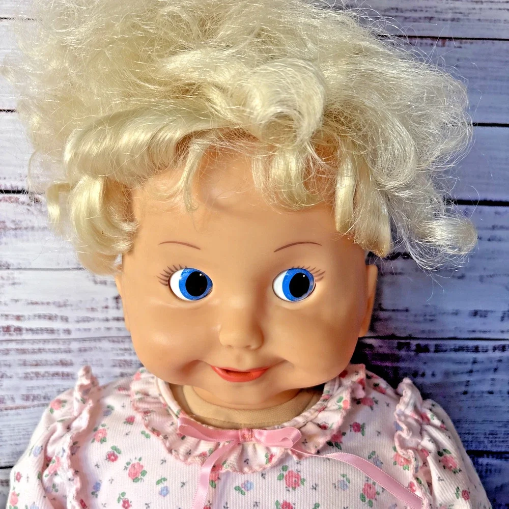 1985 Cricket Talking Doll 25